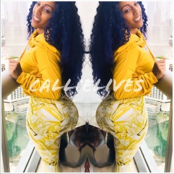 Callie Lives Pants - Miz GoldBar: Yellow White 3D graphic Leggings SML